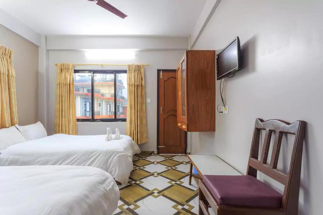 Hotel Immortal Inn Pokhara Bagian luar foto