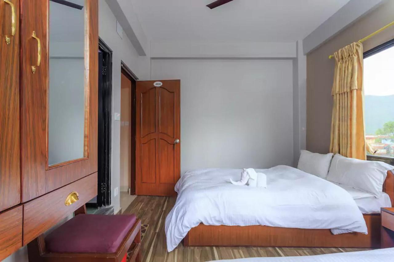 Hotel Immortal Inn Pokhara Bagian luar foto