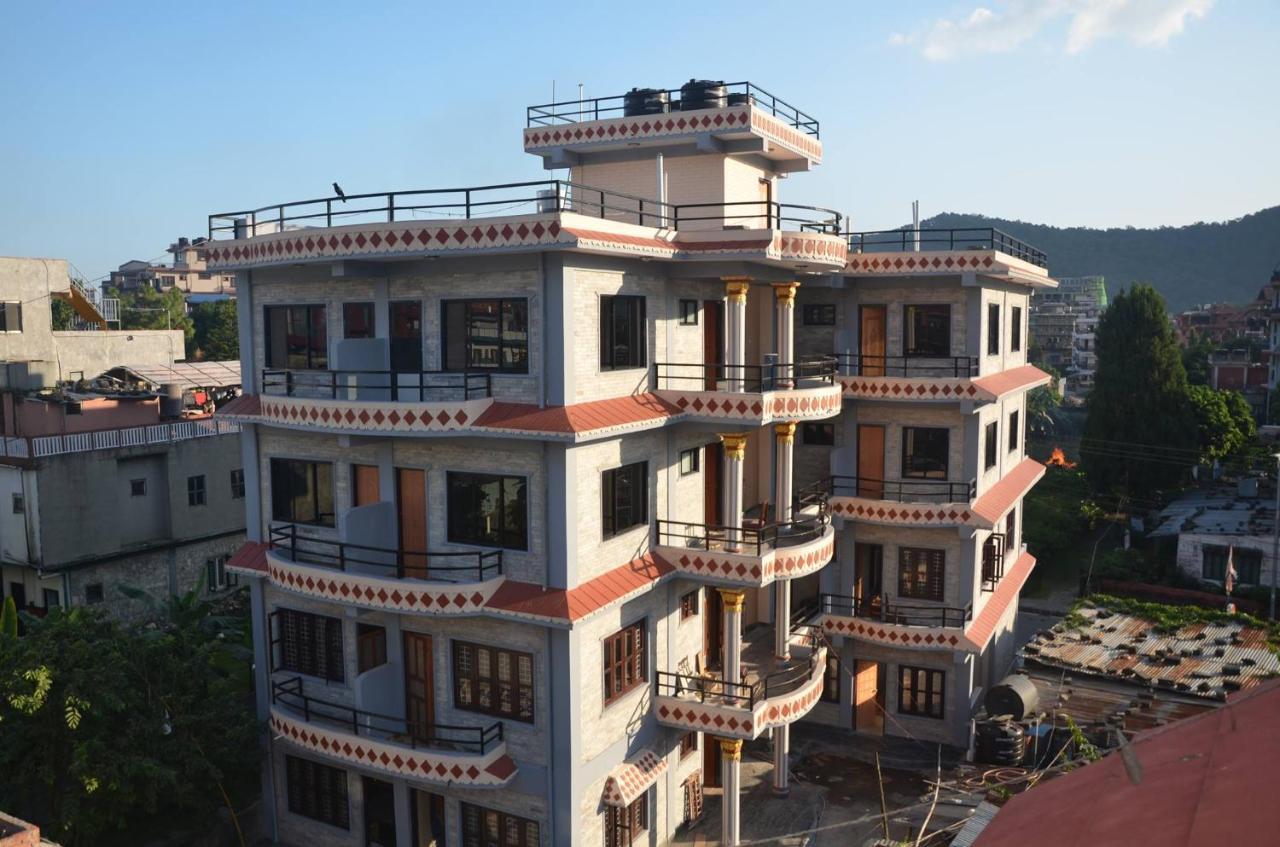 Hotel Immortal Inn Pokhara Bagian luar foto