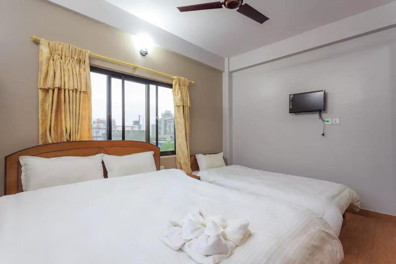 Hotel Immortal Inn Pokhara Bagian luar foto