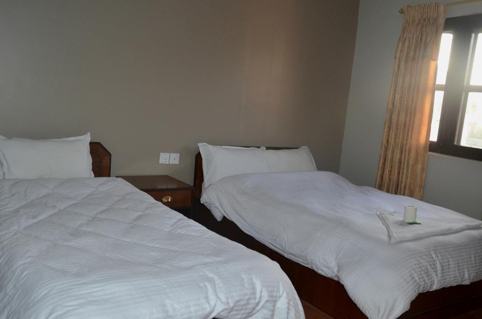 Hotel Immortal Inn Pokhara Ruang foto